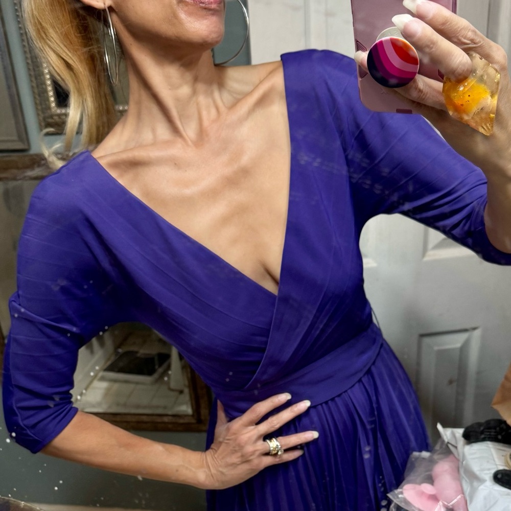 Elegant Purple V-Neck Dress